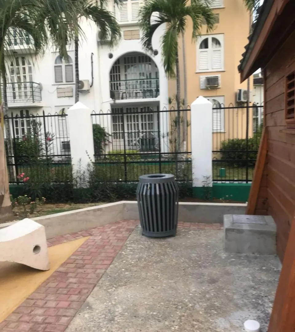 Lejlighed Ocho Rios Beach Apt At Sandcastles