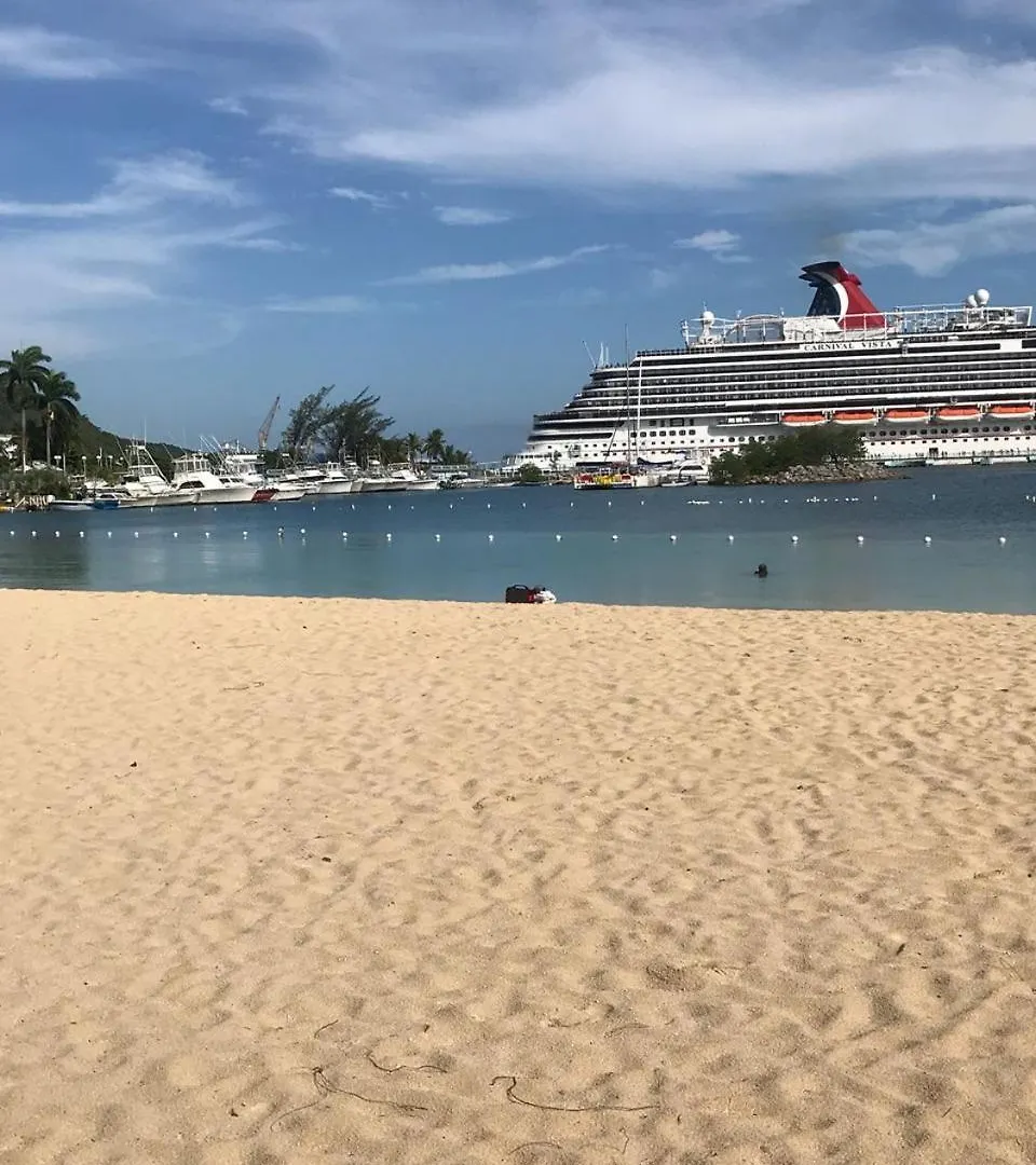 Ocho Rios Beach Apt At Sandcastles Jamaica